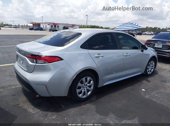 5YFB4MDEXSP355549 2025 TOYOTA COROLLA Silver Задня права чверть