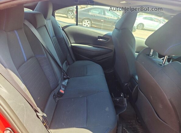 5YFB4RBE6LP004395 2020 TOYOTA COROLLA Red Rear seats view