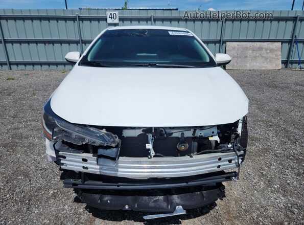 5YFBPMBE0MP224076 2021 TOYOTA COROLLA Белый Вид спереди