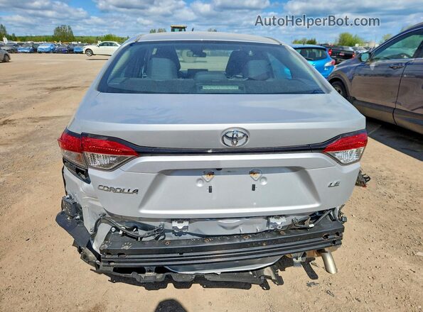 5YFBPMBE6NP348998 2022 TOYOTA COROLLA Silver Widok z tyłu