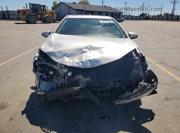 5YFBURHE1GP400313 2016 TOYOTA COROLLA Серебряный Вид спереди