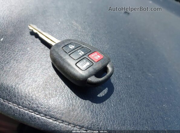 5YFBURHE2GP445678 2016 TOYOTA COROLLA Белый Вид панели приборов