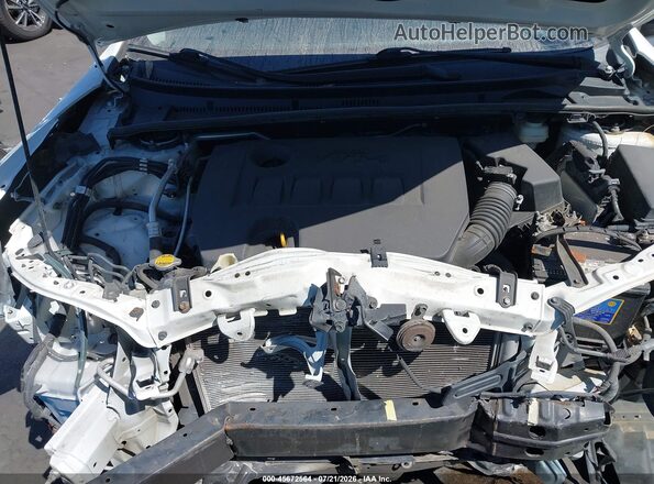5YFBURHE2GP445678 2016 TOYOTA COROLLA Белый Вид сзади