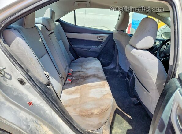 5YFBURHE3GP458620 2016 TOYOTA COROLLA Silver Widok tylnych siedzeń