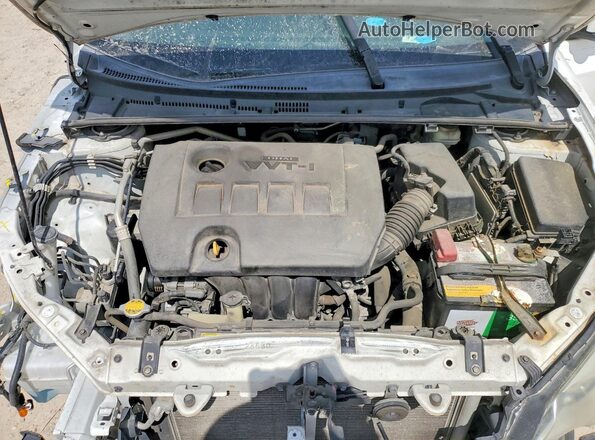 5YFBURHE3GP501997 2016 TOYOTA COROLLA Белый Вид задней части салона