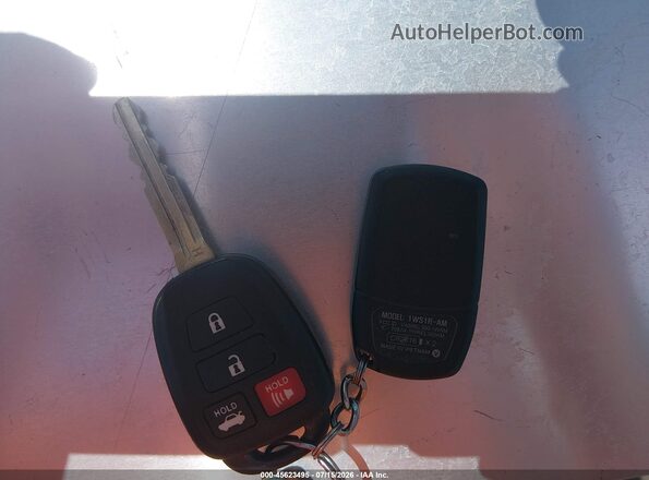 5YFBURHE3GP553839 2016 TOYOTA COROLLA White Widok deski rozdzielczej