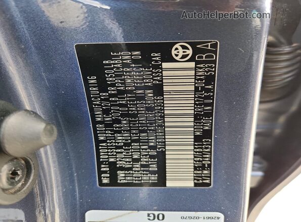 5YFBURHE3KP929366 2019 TOYOTA COROLLA Blue Շարժիչի բաժամունքի տեսք