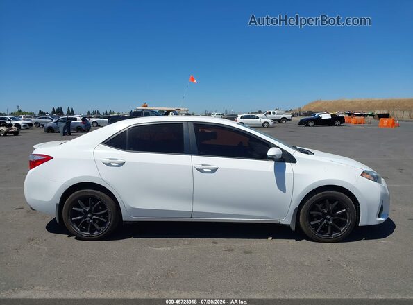 5YFBURHE4GP479346 2016 TOYOTA COROLLA White Widok wnętrza z tyłu