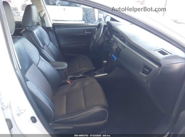 5YFBURHE4GP508148 2016 TOYOTA COROLLA White Widok wnętrza z przodu