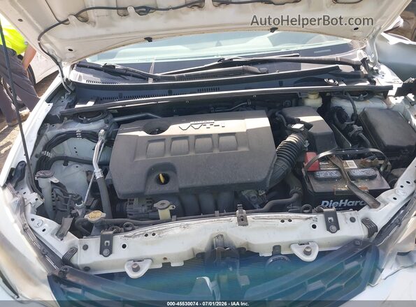 5YFBURHE4GP533809 2016 TOYOTA COROLLA Белый Вид сзади