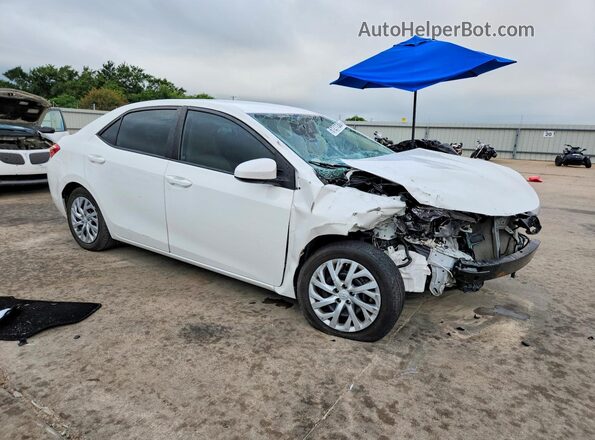 5YFBURHE4HP596474 2017 TOYOTA COROLLA White წინა მარჯვენა