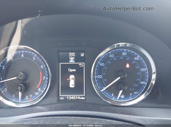 5YFBURHE4HP619929 2017 TOYOTA COROLLA White Вид задніх сидінь