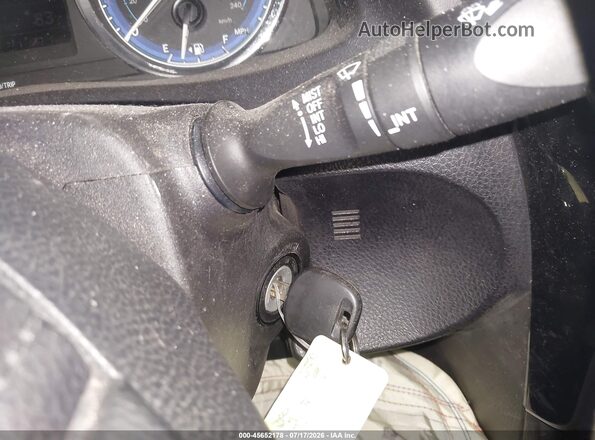 5YFBURHE4HP641008 2017 TOYOTA COROLLA Черный Вид панели приборов