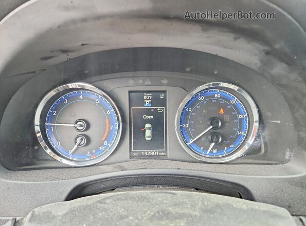5YFBURHE4HP656639 2017 TOYOTA COROLLA Серебряный Вид щитка приборов