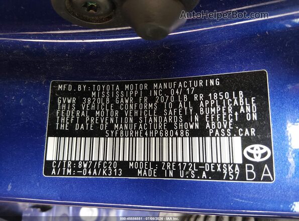5YFBURHE4HP680486 2017 TOYOTA COROLLA Blue Widok komory silnika