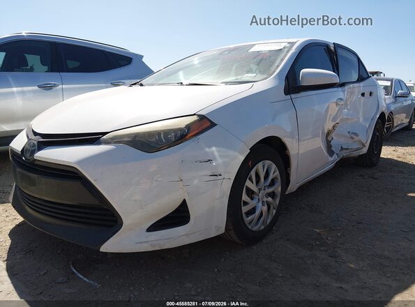 5YFBURHE4HP698955 2017 TOYOTA COROLLA White Przód lewy