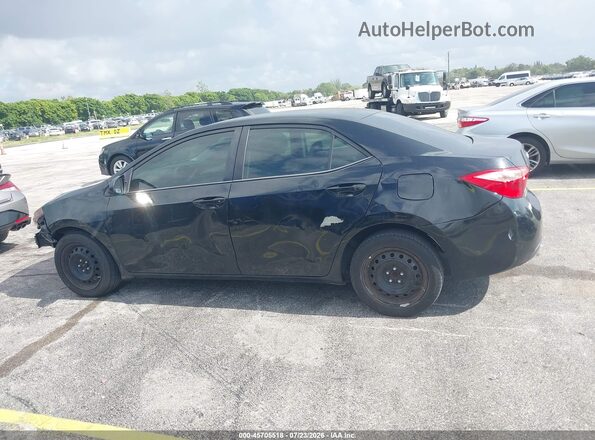 5YFBURHE4JP767133 2018 TOYOTA COROLLA Black Widok wnętrza 360 stopni
