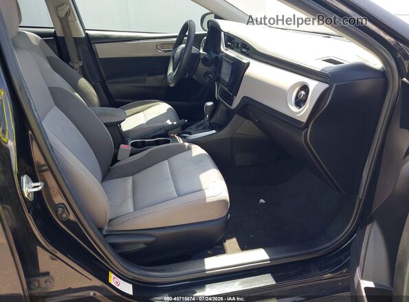 5YFBURHE4JP784160 2018 TOYOTA COROLLA Black Widok wnętrza z przodu