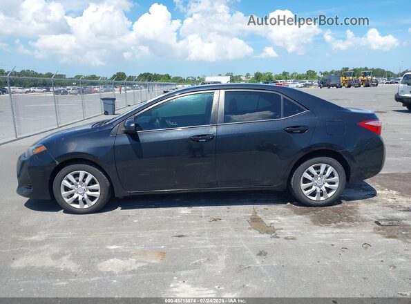 5YFBURHE4JP784160 2018 TOYOTA COROLLA Black Widok wnętrza 360 stopni