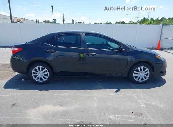 5YFBURHE4JP784160 2018 TOYOTA COROLLA Black Widok wnętrza z tyłu