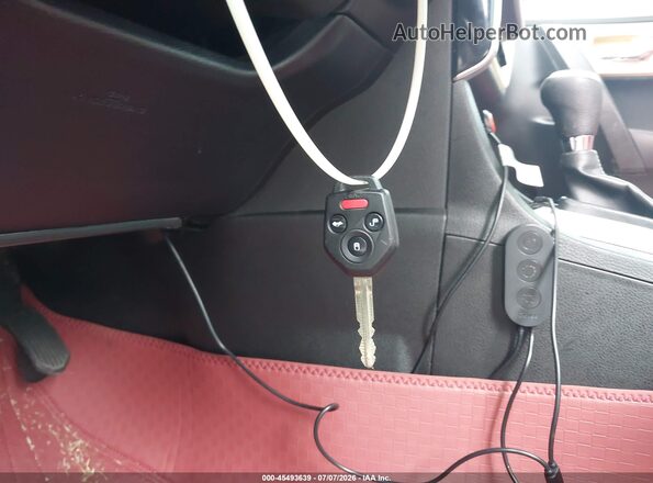 5YFBURHE4JP788080 2018 TOYOTA COROLLA Белый Вид панели приборов