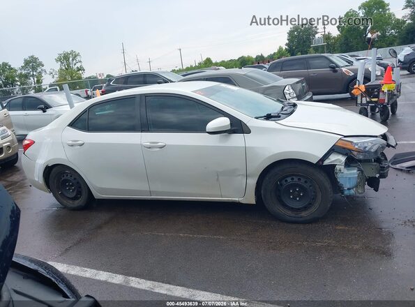 5YFBURHE4JP788080 2018 TOYOTA COROLLA Белый Панорамный вид салона 360°