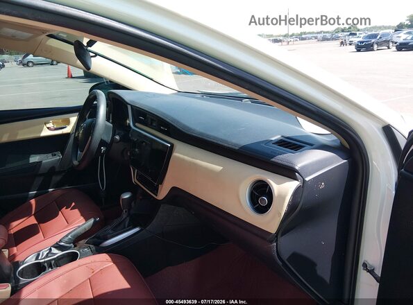 5YFBURHE4JP788080 2018 TOYOTA COROLLA Белый Вид салона спереди