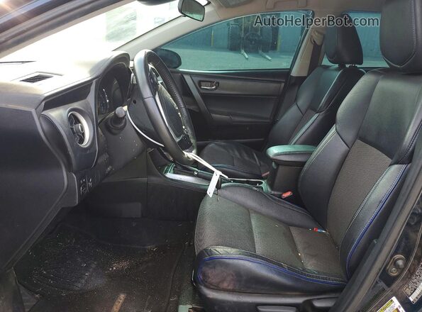 5YFBURHE4JP809333 2018 TOYOTA COROLLA Blue Вид салону спереду