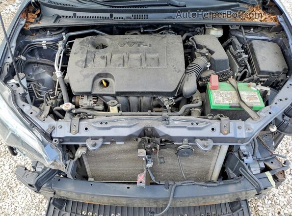 5YFBURHE4JP829789 2018 TOYOTA COROLLA Бирюзовый Вид задней части салона