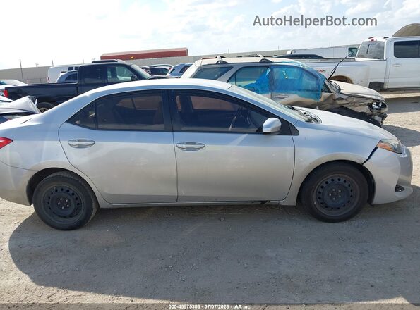 5YFBURHE4KP856508 2019 TOYOTA COROLLA Silver Widok wnętrza z tyłu