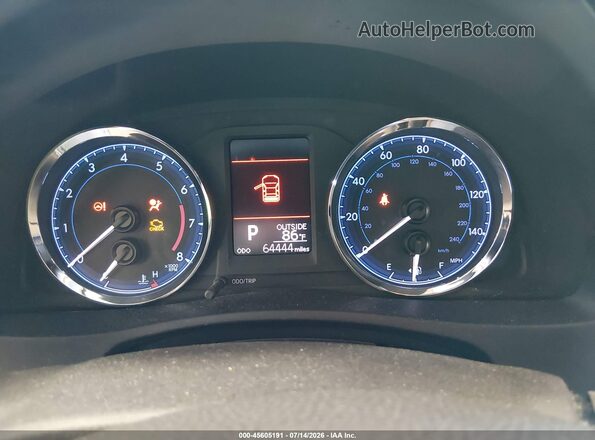 5YFBURHE5HP644676 2017 TOYOTA COROLLA White Widok tylnych siedzeń