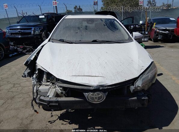 5YFBURHE5JP809986 2018 TOYOTA COROLLA White Dashboard view