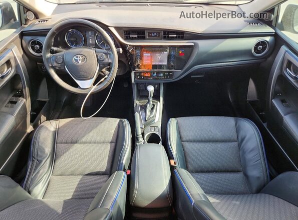 5YFBURHE5KP903285 2019 TOYOTA COROLLA Silver Vista del salpicadero