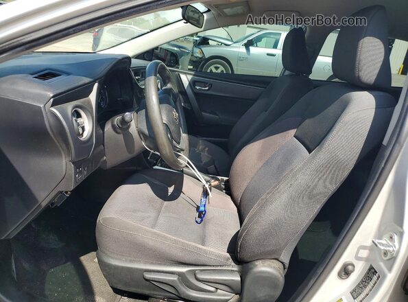 5YFBURHE5KP937825 2019 TOYOTA COROLLA Silver Front interior view