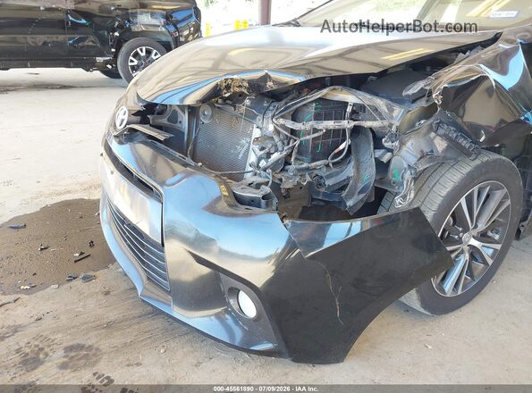 5YFBURHE6GP565211 2016 TOYOTA COROLLA Black Front view