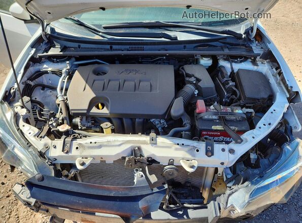 5YFBURHE6KP922251 2019 TOYOTA COROLLA Белый Вид задней части салона
