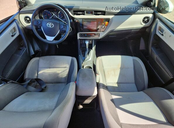 5YFBURHE6KP922251 2019 TOYOTA COROLLA Белый Вид панели приборов