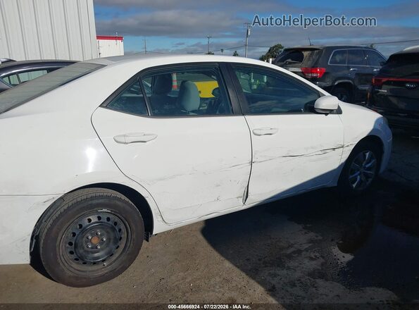 5YFBURHE8GP416153 2016 TOYOTA COROLLA White Vista frontal
