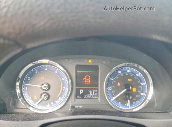 5YFBURHE8KP945952 2019 TOYOTA COROLLA Silver Սարքավորումների վահանակի տեսք
