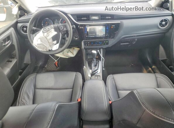 5YFBURHE9HP650688 2017 TOYOTA COROLLA White Vista del salpicadero