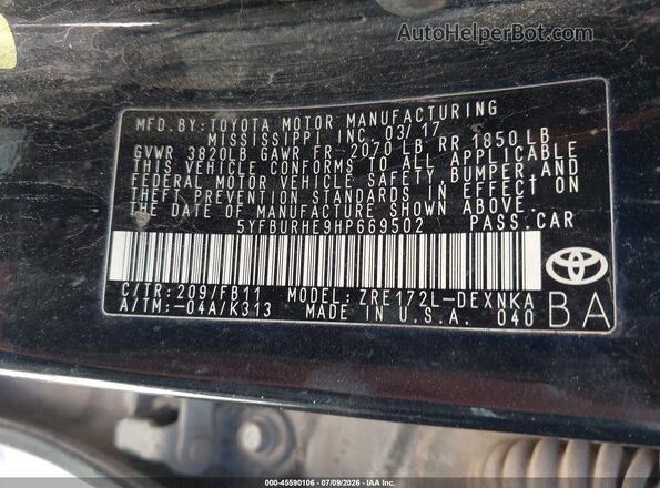 5YFBURHE9HP669502 2017 TOYOTA COROLLA Black Շարժիչի բաժամունքի տեսք