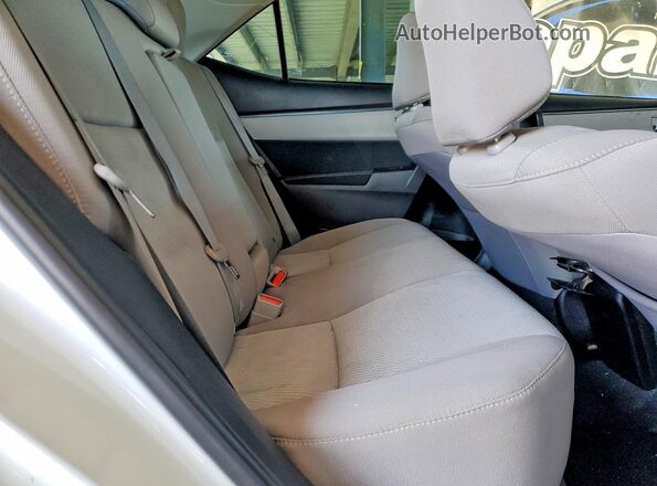 5YFBURHEXGP533863 2016 TOYOTA COROLLA White Vista de los asientos traseros
