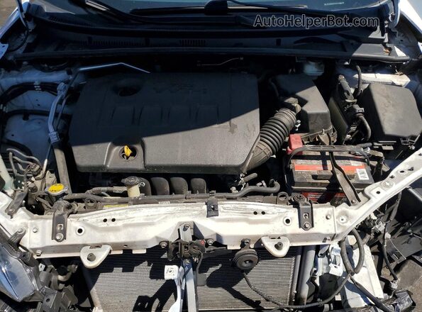 5YFBURHEXGP533880 2016 TOYOTA COROLLA White Widok wnętrza z tyłu
