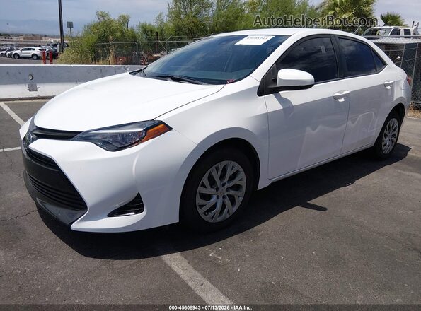 5YFBURHEXHP615478 2017 TOYOTA COROLLA White Przód lewy