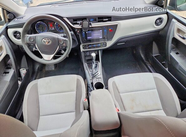 5YFBURHEXKP867142 2019 TOYOTA COROLLA Черный Вид панели приборов