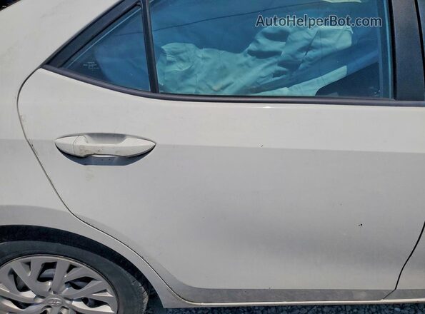 5YFBURHEXKP871997 2019 TOYOTA COROLLA White Rear seats view