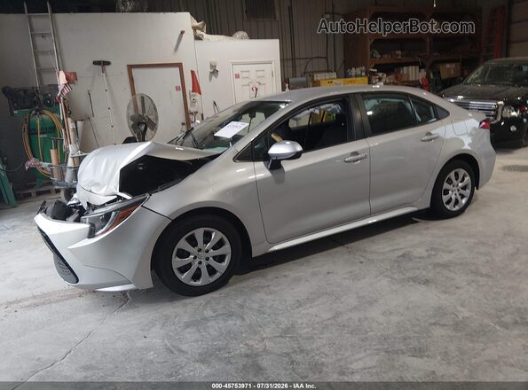 5YFEPMAE0MP235075 2021 TOYOTA COROLLA Серебряный Передняя левая четверть