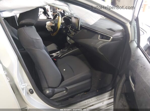 5YFEPMAE0MP235075 2021 TOYOTA COROLLA Серебряный Вид салона спереди