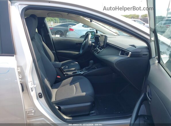5YFEPMAE0NP295875 2022 TOYOTA COROLLA Silver წინა სალონის ხედი