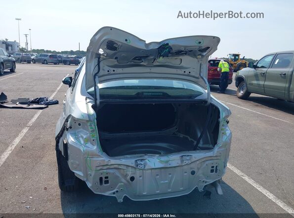 5YFEPMAE0NP295875 2022 TOYOTA COROLLA Silver 